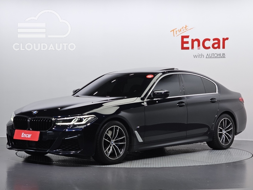 2022 BMW 5 Series 520i M Sports
