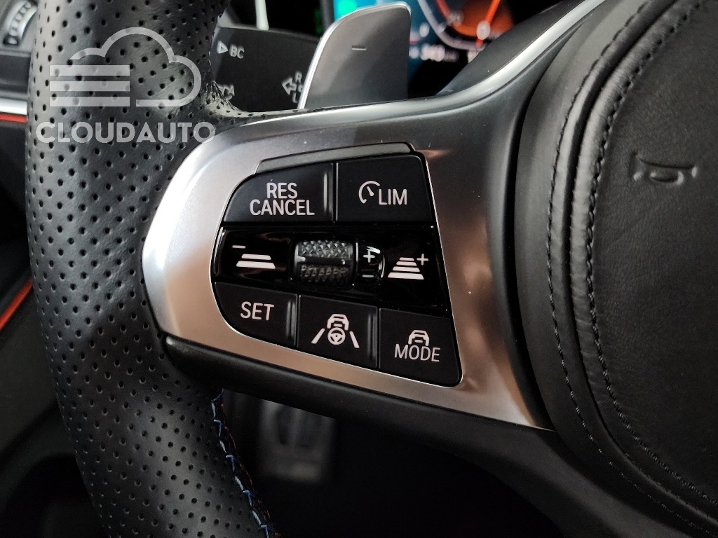 2020 BMW 3 Series 320i M Sports - Image 17