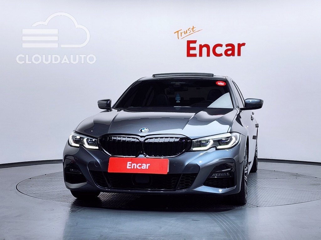 2020 BMW 3 Series 320i M Sports - Image 3
