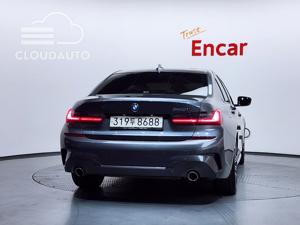 2020 BMW 3 Series 320i M Sports - Image 4