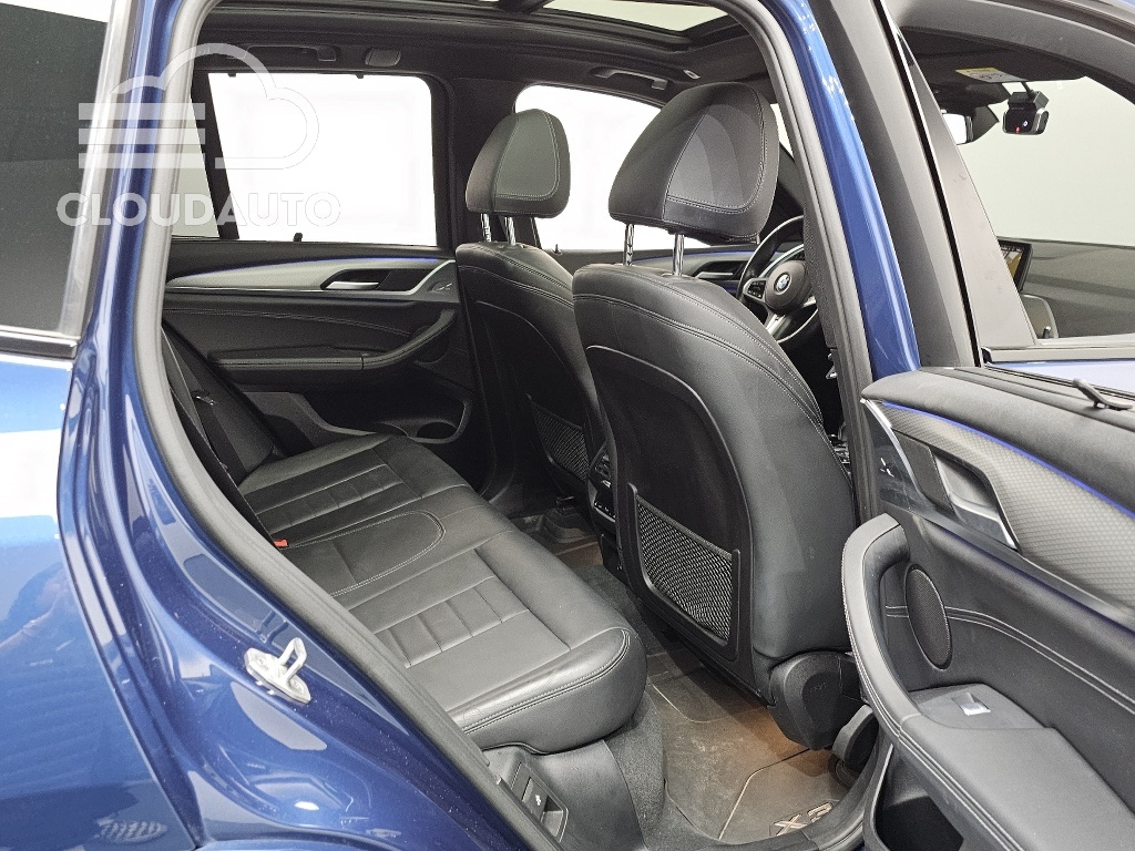 2021 BMW X3 xDrive 20i M Sports - Image 12