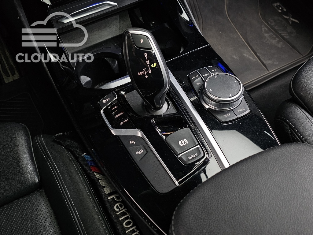 2021 BMW X3 xDrive 20i M Sports - Image 9