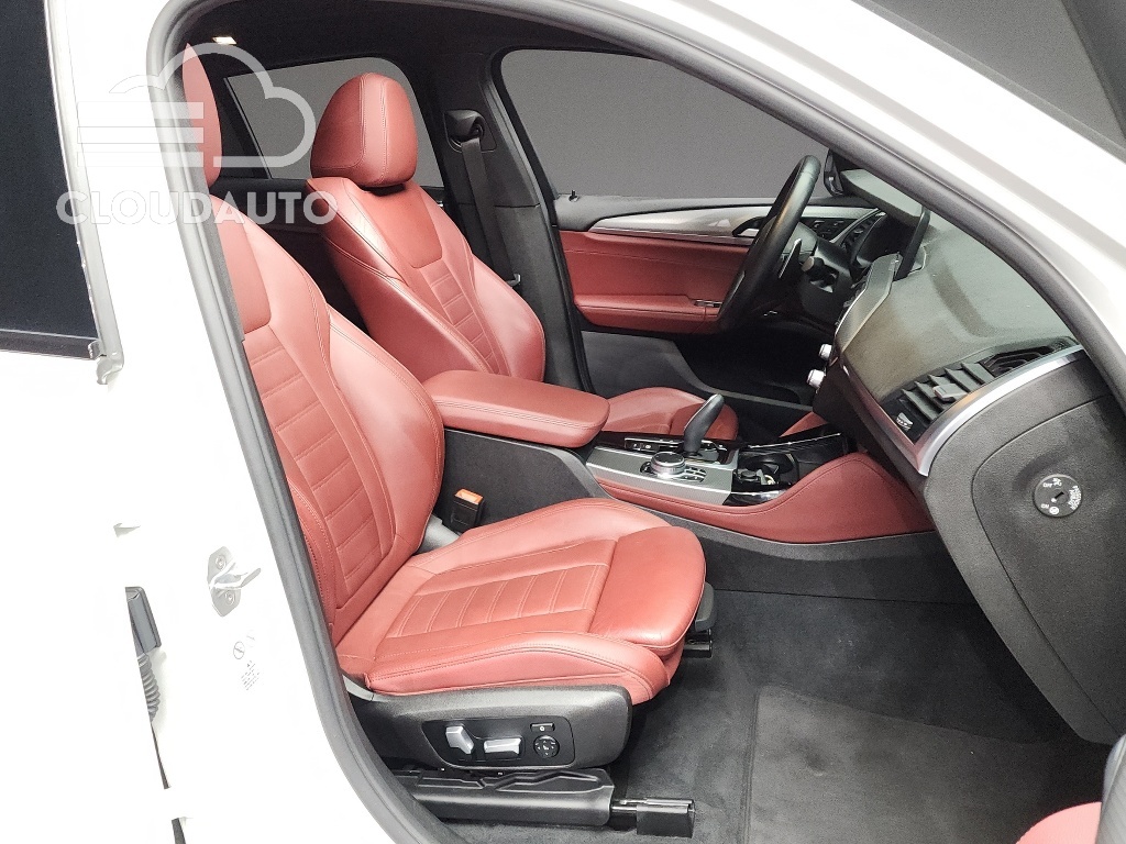 2020 BMW X4 xDrive20d M Sports - Image 11