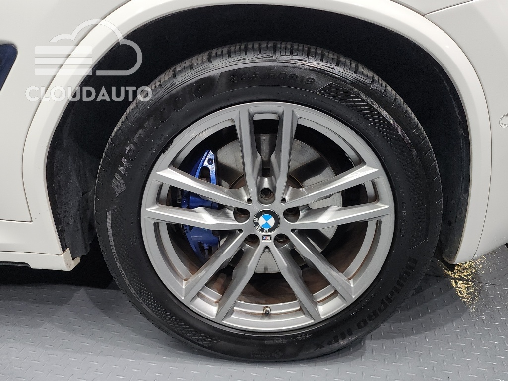 2020 BMW X4 xDrive20d M Sports - Image 5