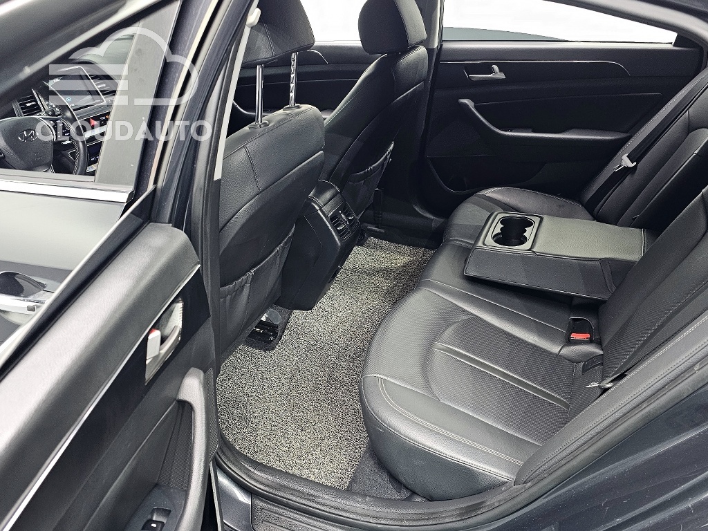 2018 Hyundai Sonata 2.0 Modern - Image 11