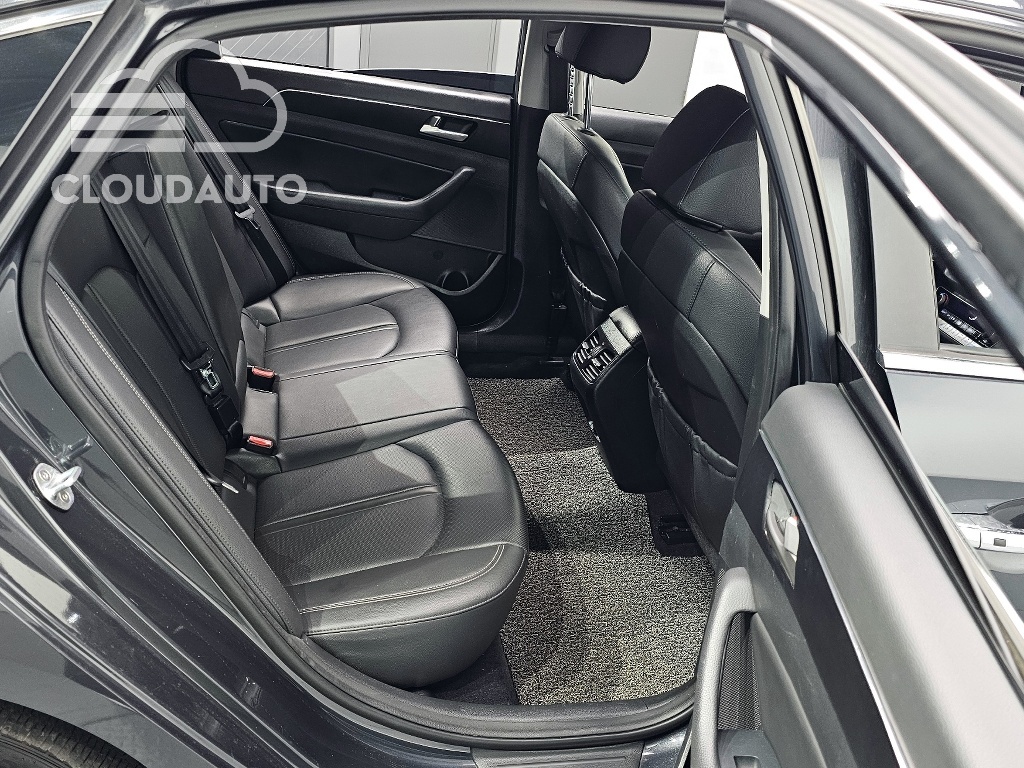 2018 Hyundai Sonata 2.0 Modern - Image 12