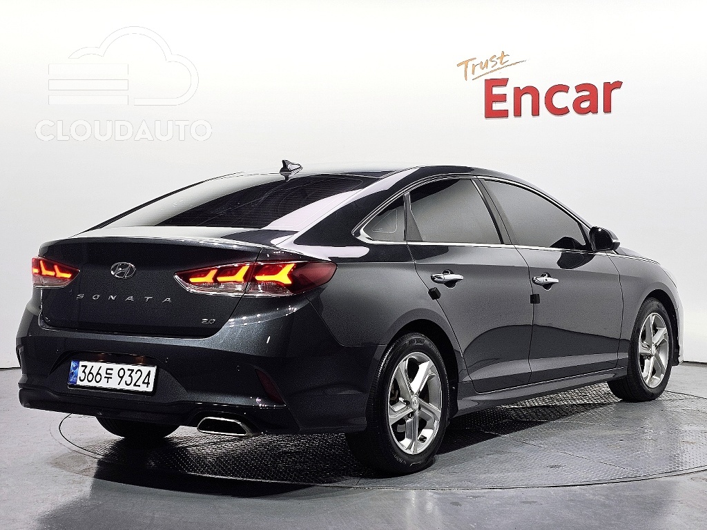 2018 Hyundai Sonata 2.0 Modern - Image 2