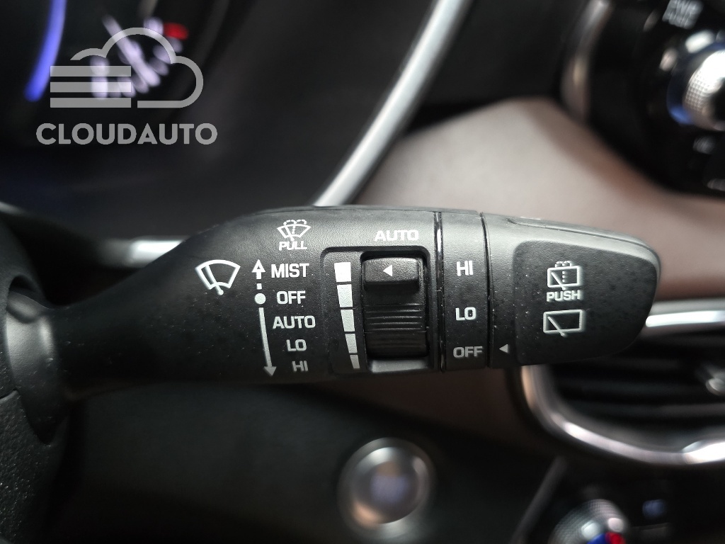 2020 Hyundai Santa Fe Gasoline 2.0T 2WD - Image 26