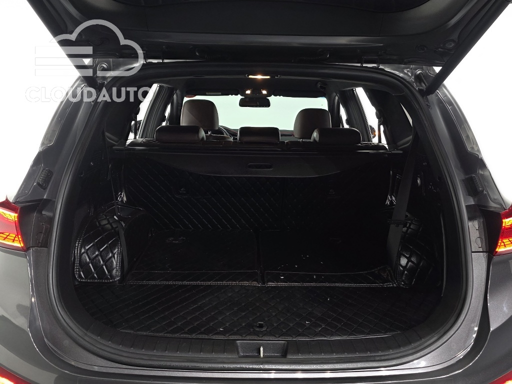 2020 Hyundai Santa Fe Gasoline 2.0T 2WD - Image 28
