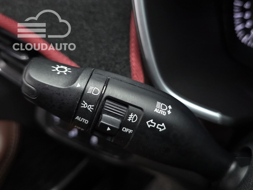 2020 Hyundai Santa Fe Gasoline 2.0T 2WD - Image 33