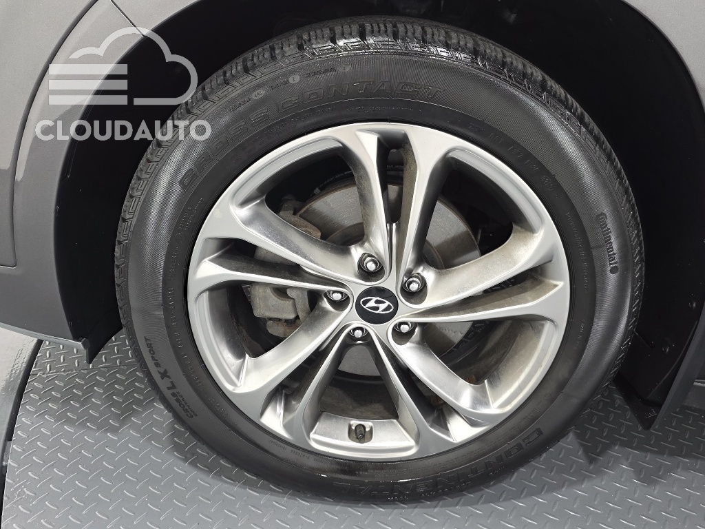 2020 Hyundai Santa Fe Gasoline 2.0T 2WD - Image 5