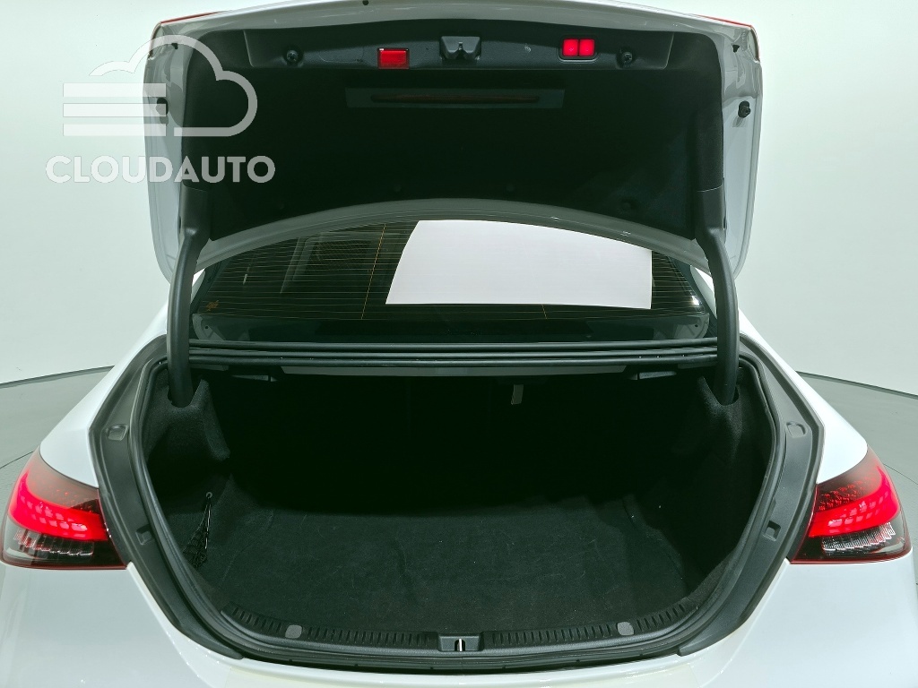 2021 Mercedes-Benz E-Class E350 4MATIC AMG Line - Image 20