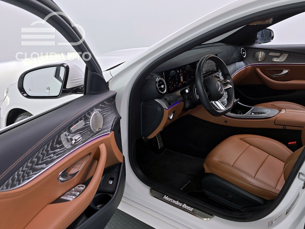 2021 Mercedes-Benz E-Class E350 4MATIC AMG Line - Image 10