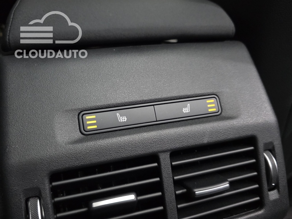 2025 Land Rover Discovery Sport P250 SE - Image 18