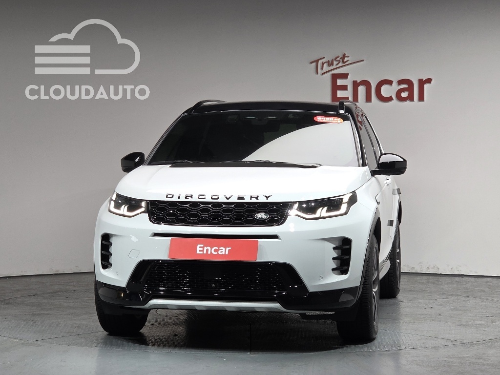 2025 Land Rover Discovery Sport P250 SE - Image 3