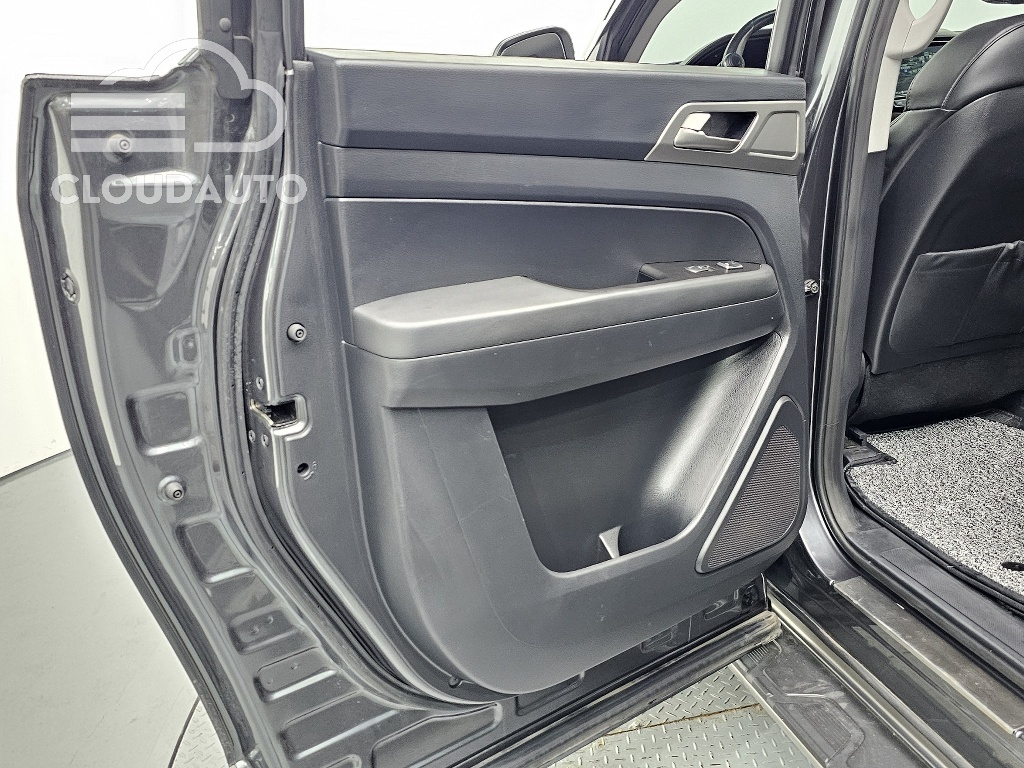2018 SsangYong Rexton Sports Diesel 2.2 4WD - Image 25