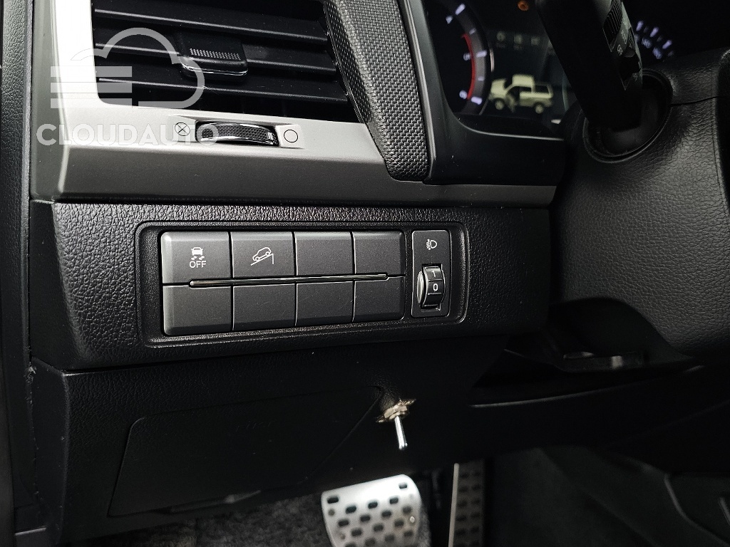 2018 SsangYong Rexton Sports Diesel 2.2 4WD - Image 27