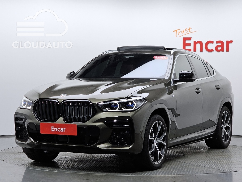 2023 BMW X6 xDrive40i M Sports - Image 11