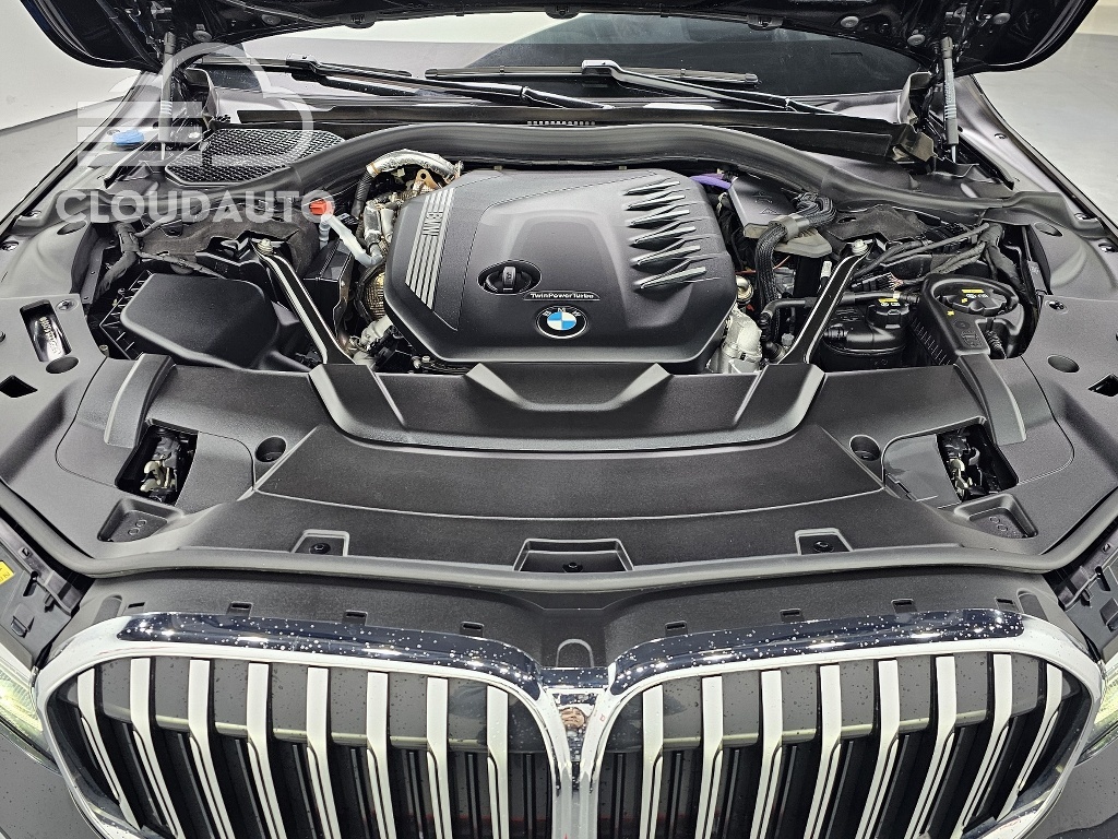 2022 BMW 7 Series 730Ld xDrive M Sports - Image 6