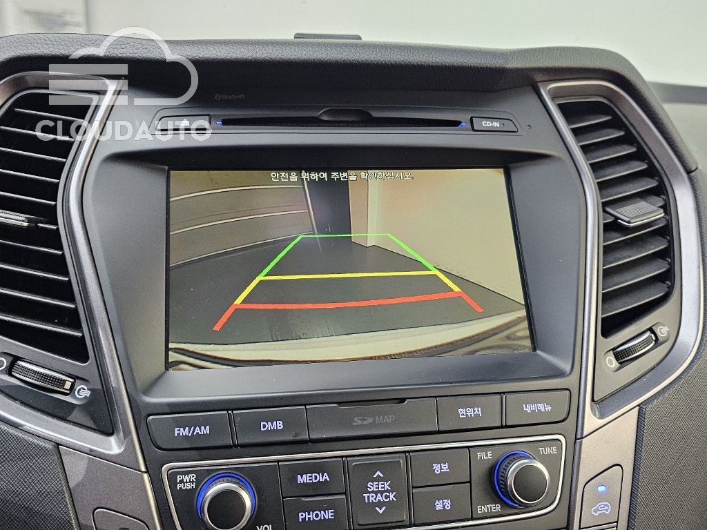 2015 Hyundai Santa Fe Diesel 2.0 2WD Premium - Image 15