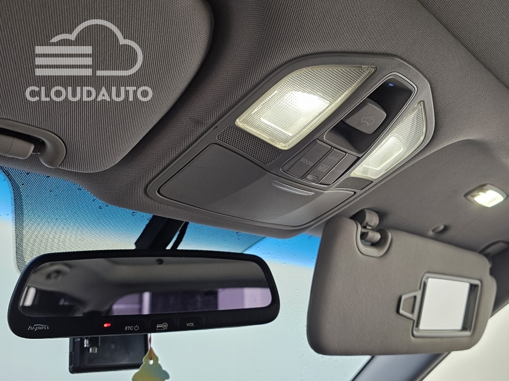 2015 Hyundai Santa Fe Diesel 2.0 2WD Premium - Image 27