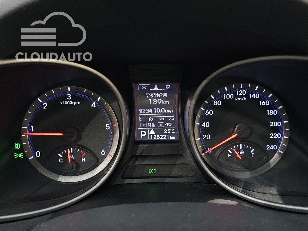 2015 Hyundai Santa Fe Diesel 2.0 2WD Premium - Image 8