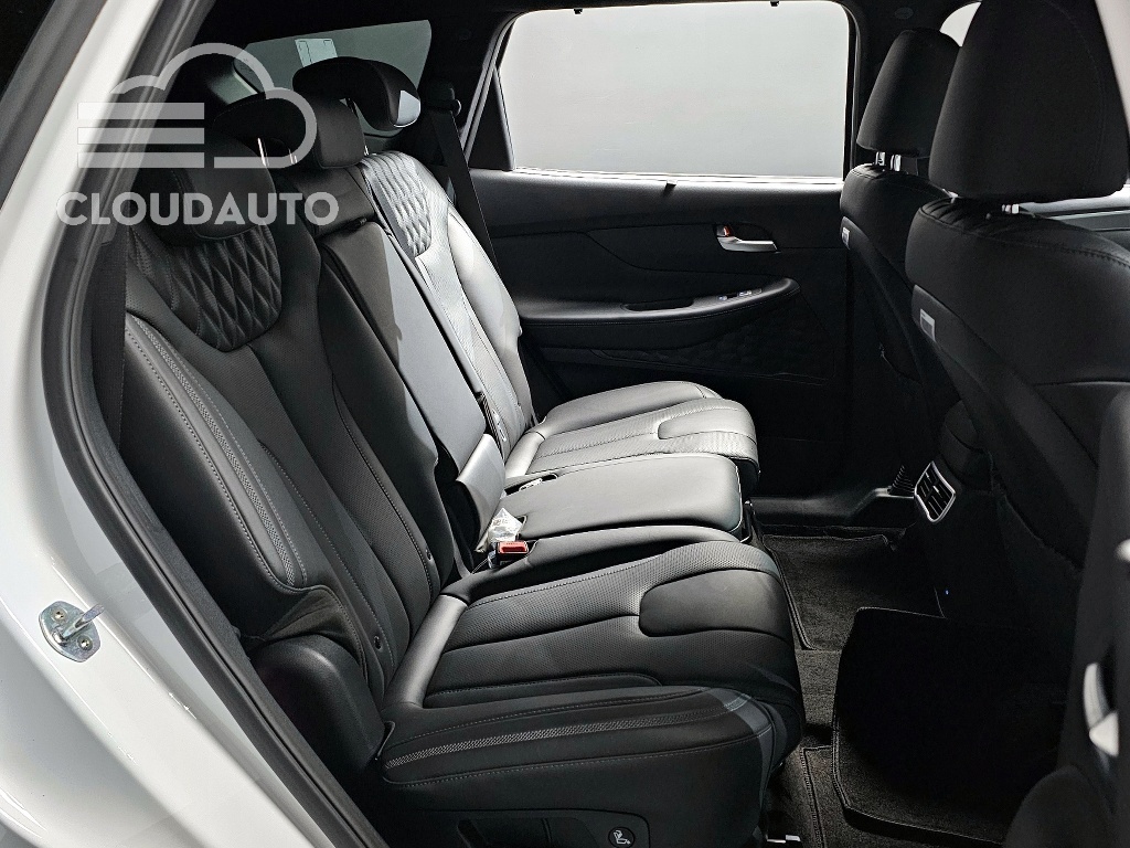 2021 Hyundai Santa Fe Gasoline 2.5T 2WD - Image 12