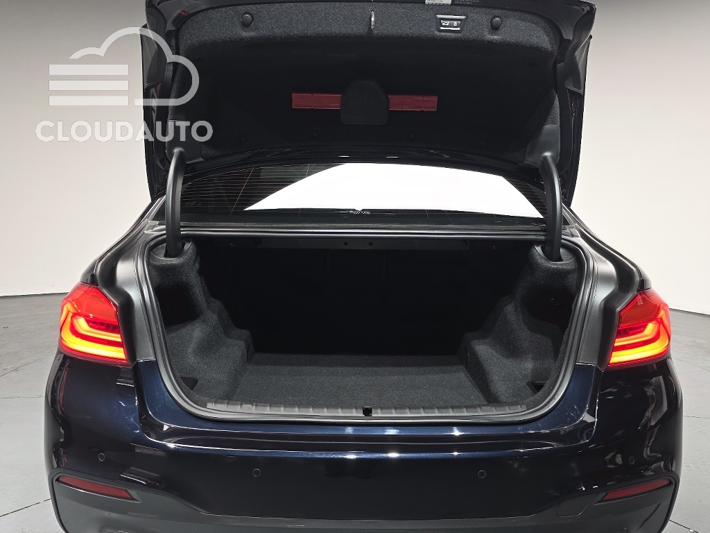 2018 BMW 5 Series 520d xDrive M Sports Plus - Image 20