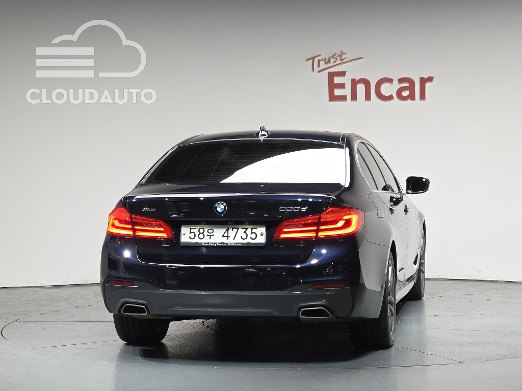 2018 BMW 5 Series 520d xDrive M Sports Plus - Image 4