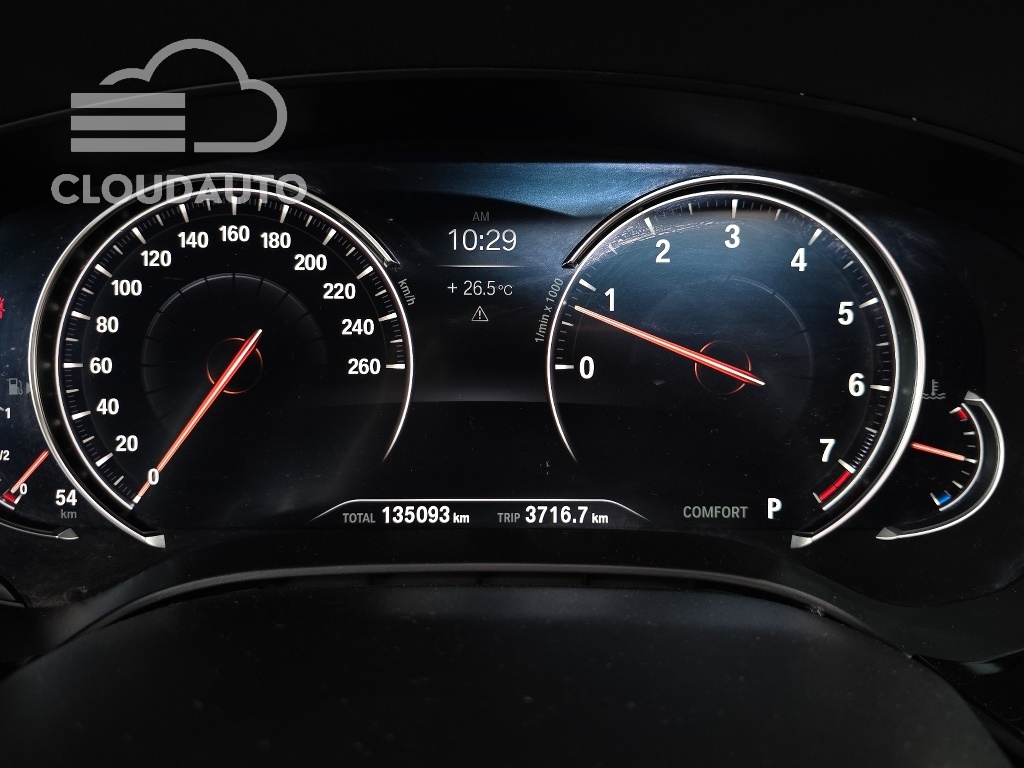 2018 BMW 5 Series 530i xDrive M Sports Plus - Image 8