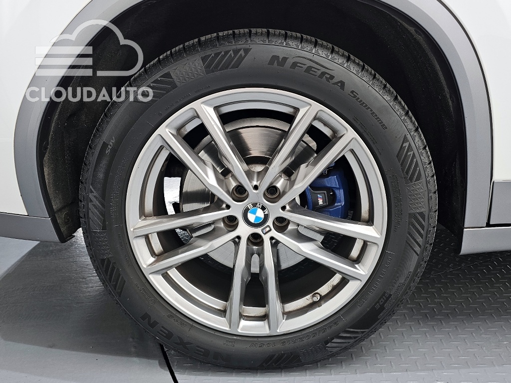 2021 BMW X4 xDrive20i M Sports X - Image 5