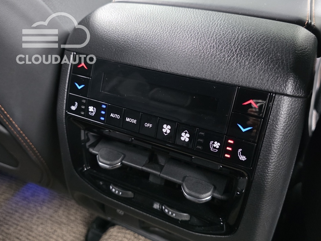 2023 Jeep Grand Cherokee 4xe - Image 18