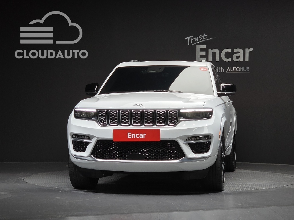 2023 Jeep Grand Cherokee 4xe - Image 3