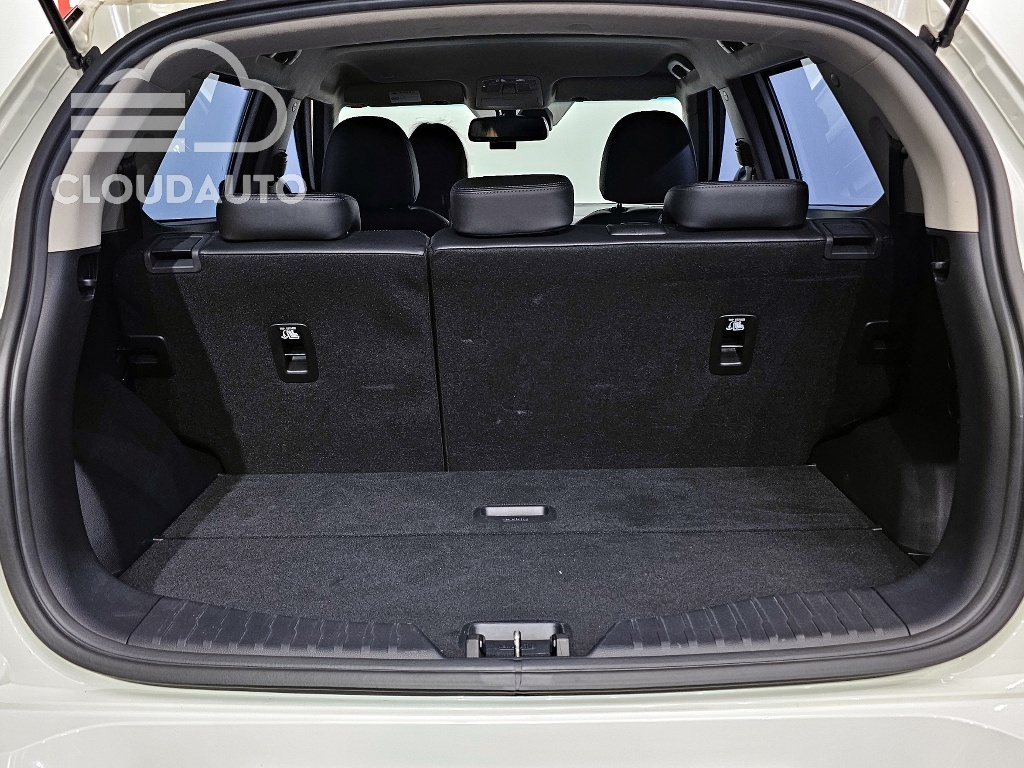 2021 SsangYong Tivoli Diesel 1.6 2WD - Image 18
