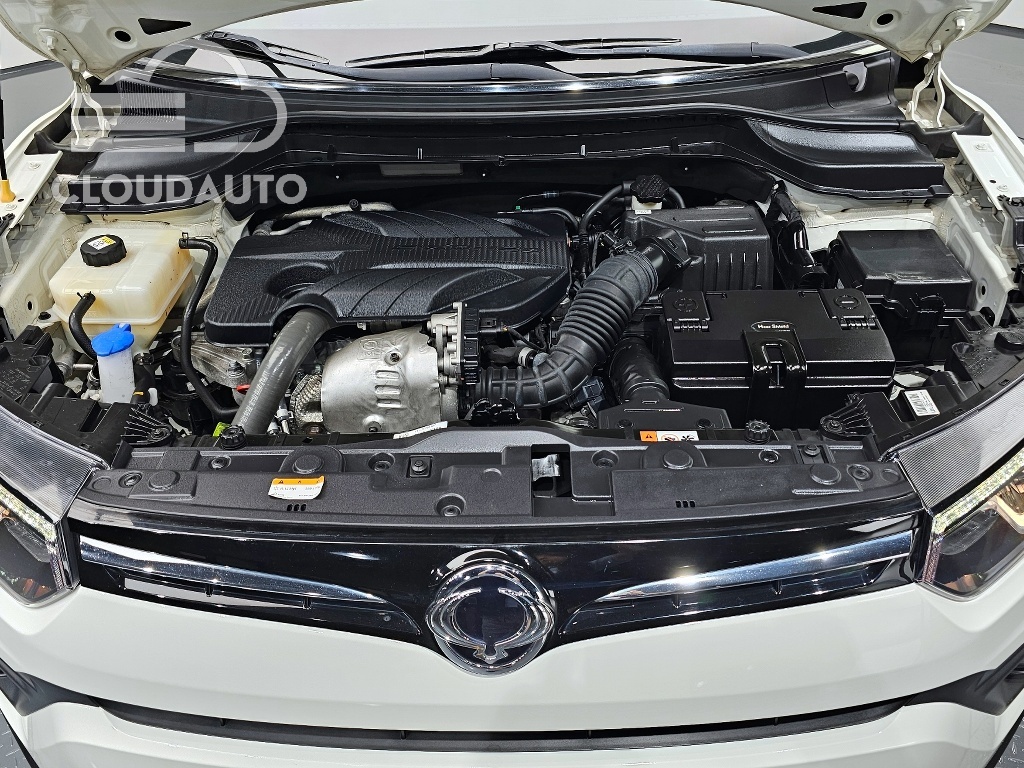 2021 SsangYong Tivoli Diesel 1.6 2WD - Image 6