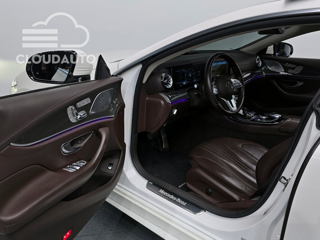 2019 Mercedes-Benz CLS CLS400d 4MATIC AMG Line - Image 10