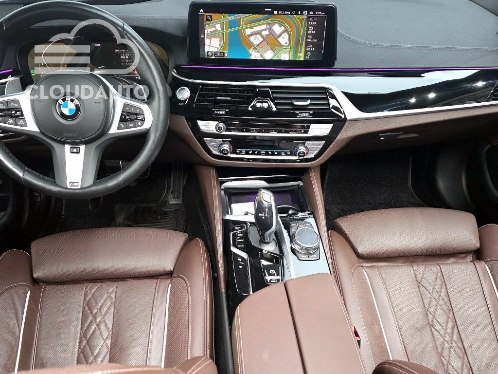 2023 BMW 5 Series 530i M Sports - Image 7