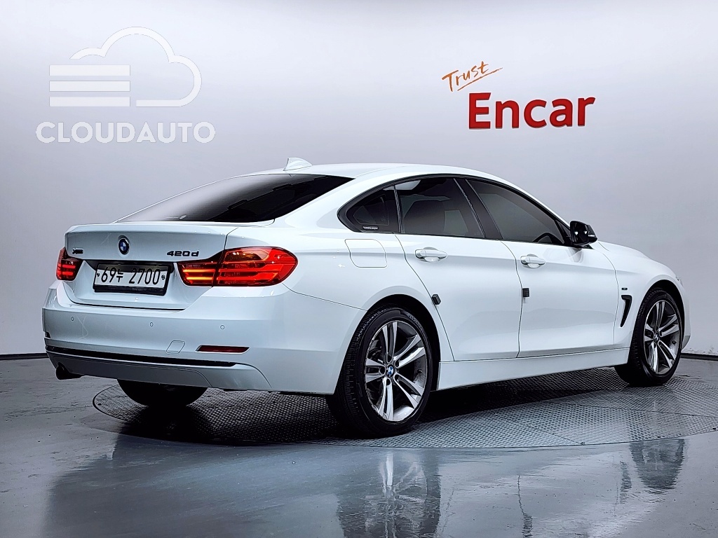 2015 BMW 4 Series 420d xDrive Sports Coupe - Image 2