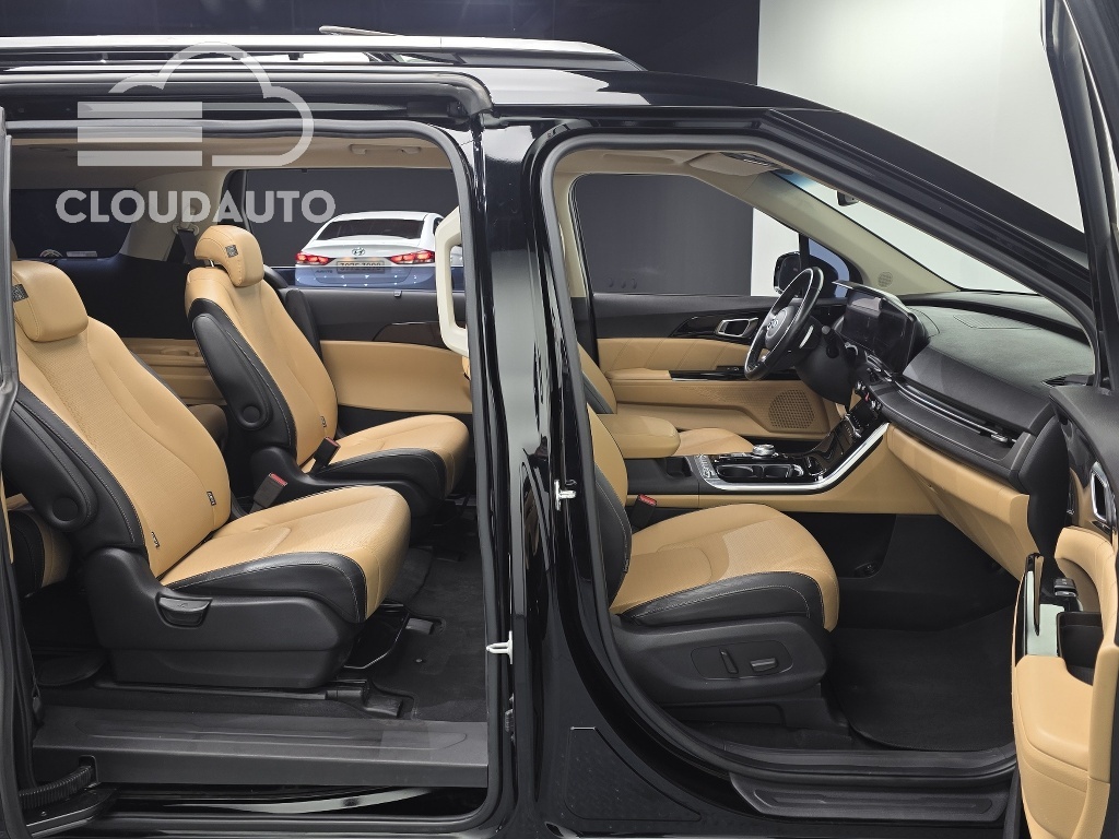 2021 Kia Carnival 9 Signature - Image 12