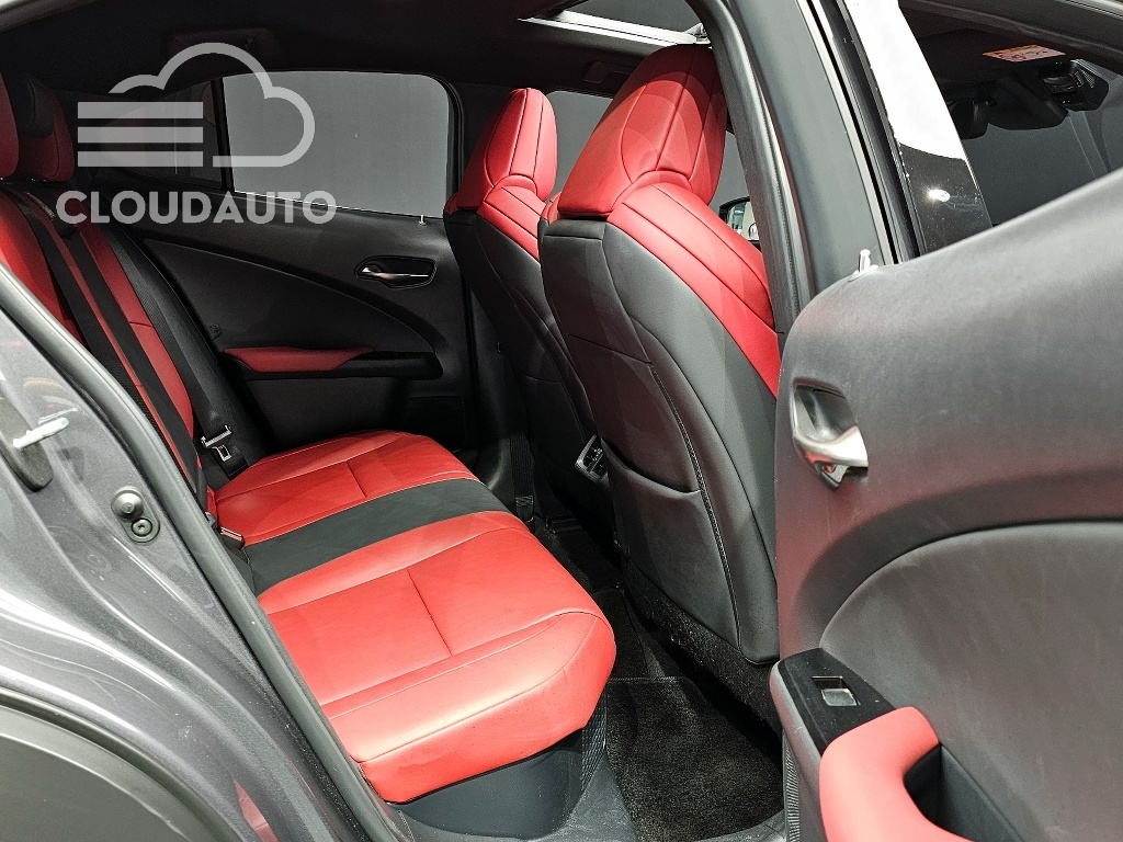 2024 Lexus UX250h 2.0 F-Sport 2WD - Image 12