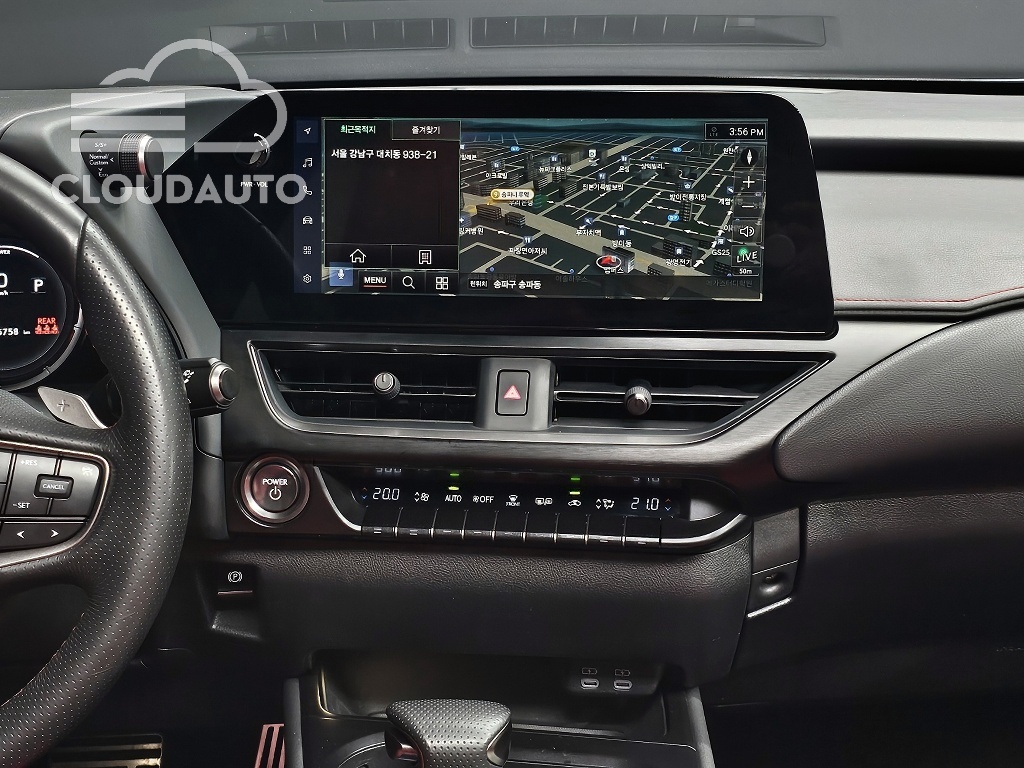2024 Lexus UX250h 2.0 F-Sport 2WD - Image 16