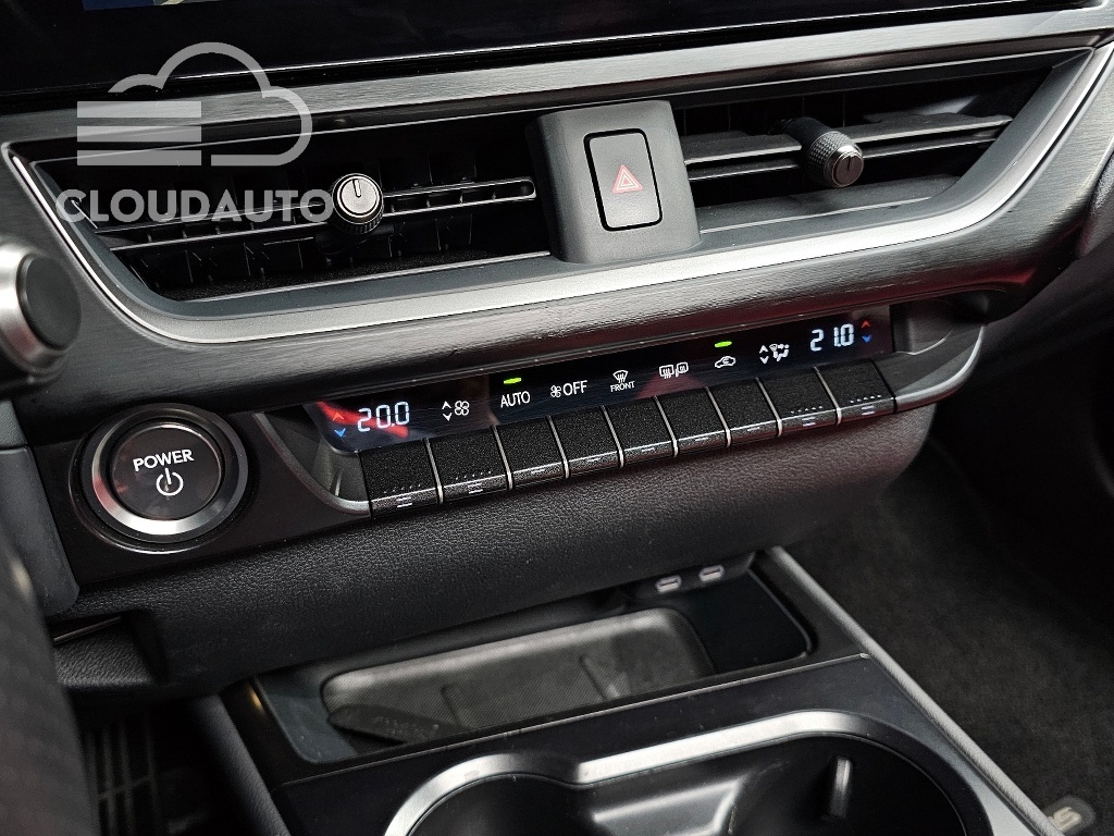 2024 Lexus UX250h 2.0 F-Sport 2WD - Image 27
