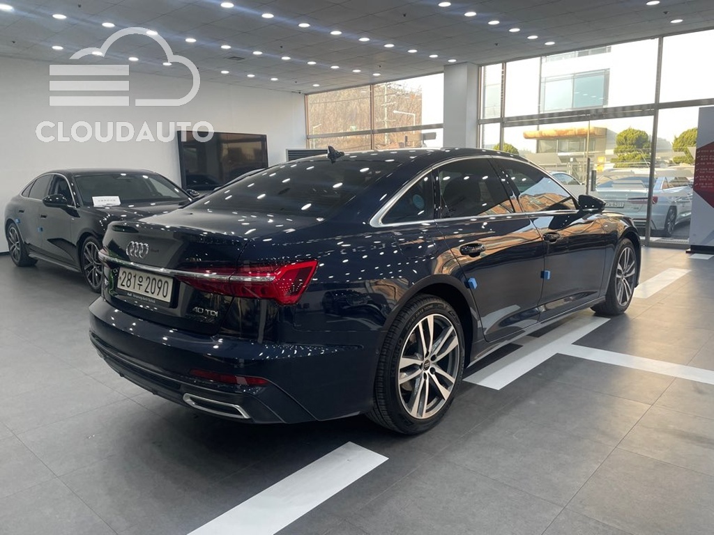2023 Audi A6 40 TDI Premium - Image 2