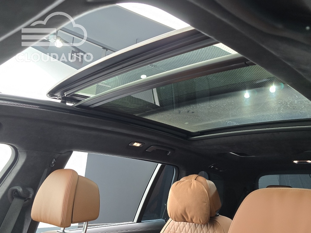 2024 BMW X7 xDrive 40i M Sports 6 - Image 19