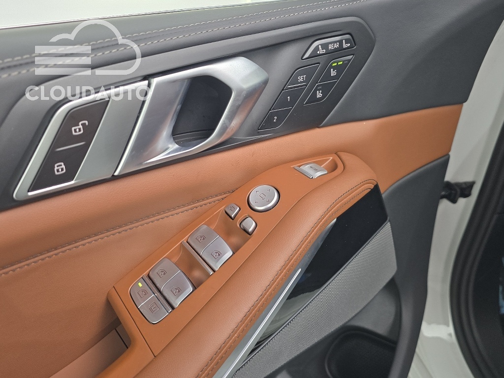 2024 BMW X7 xDrive 40i M Sports 6 - Image 28