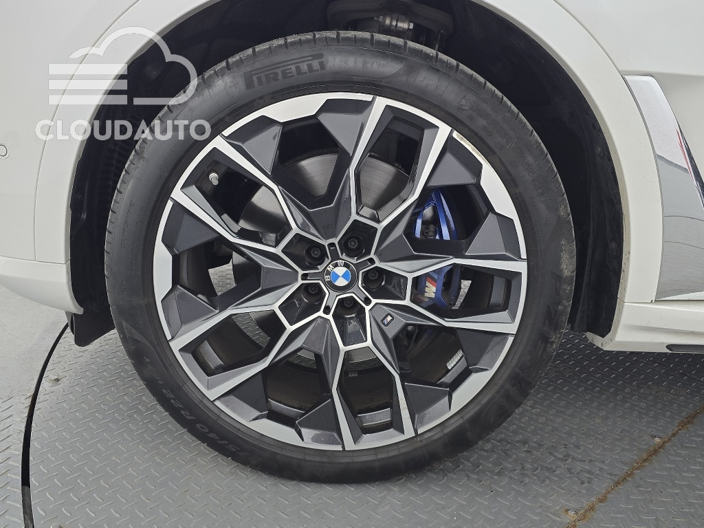 2024 BMW X7 xDrive 40i M Sports 6 - Image 5
