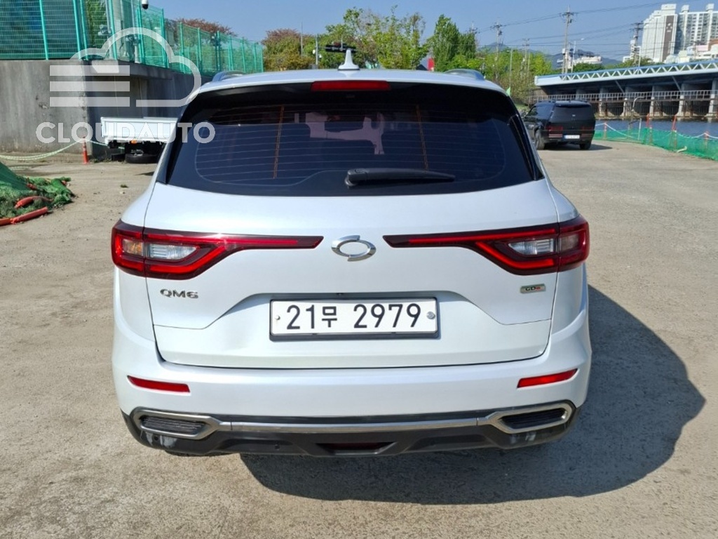 2019 Renault Koleos Gasoline 2WD RE Signature - Image 4
