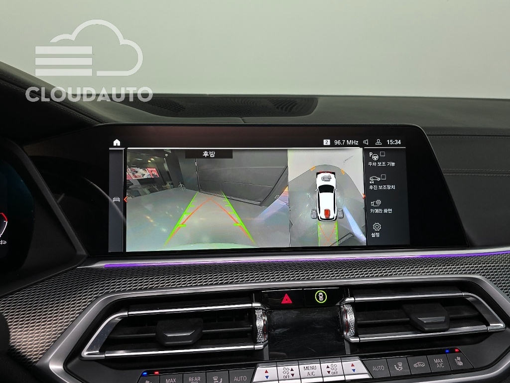 2023 BMW X5 xDrive 40i M Sports - Image 14