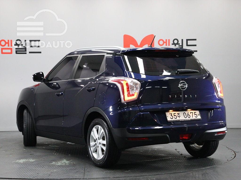 2016 SsangYong Tivoli VX 2WD - Image 4