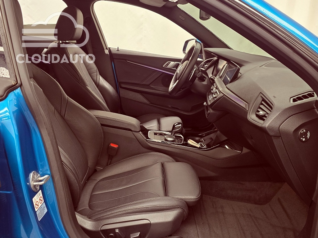 2022 BMW 2 Series Gran Coupe 220i M Sports - Image 11